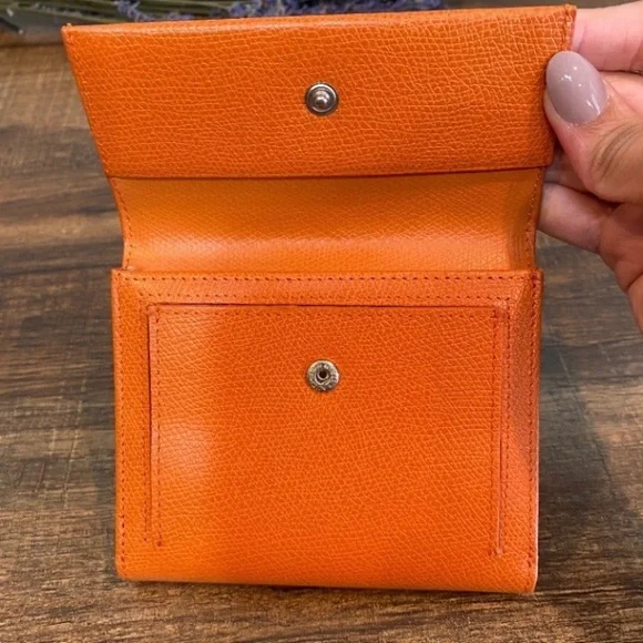 🚀SOLD 🧨Salvador Bachiller Spain
Snap closure bifold wallet w/ pen - Picture 2 of 8